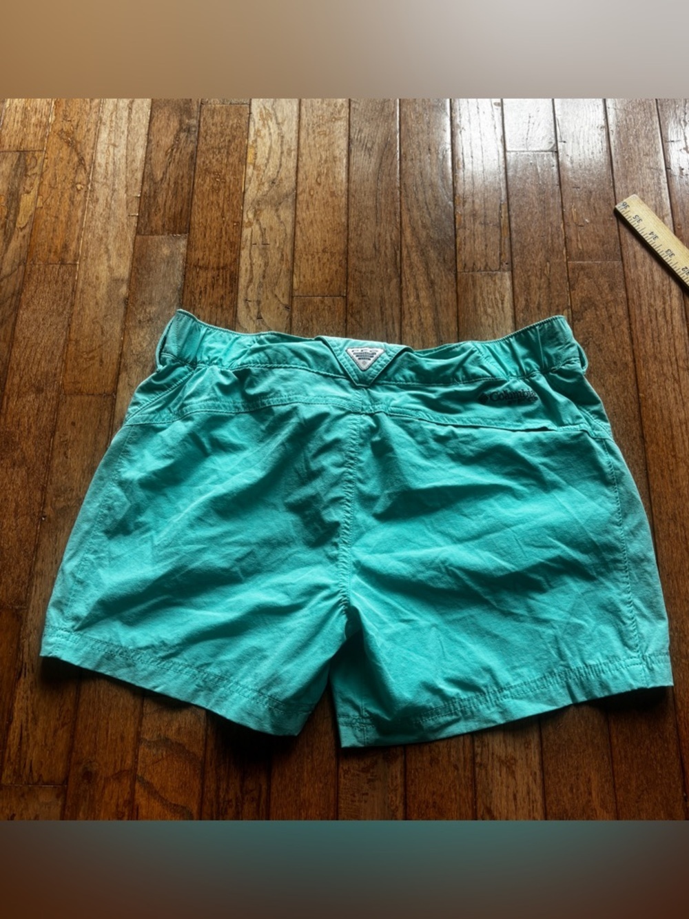 Womens Columbia PFG shorts-10 - Picture 8 of 10
